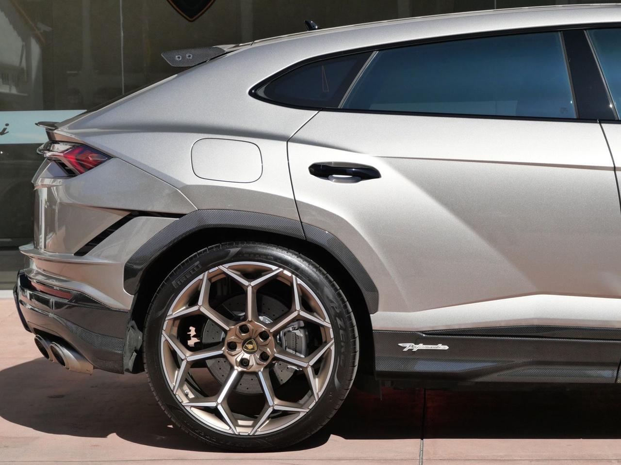 2023 Lamborghini Urus Performante Performante Lawrence KS