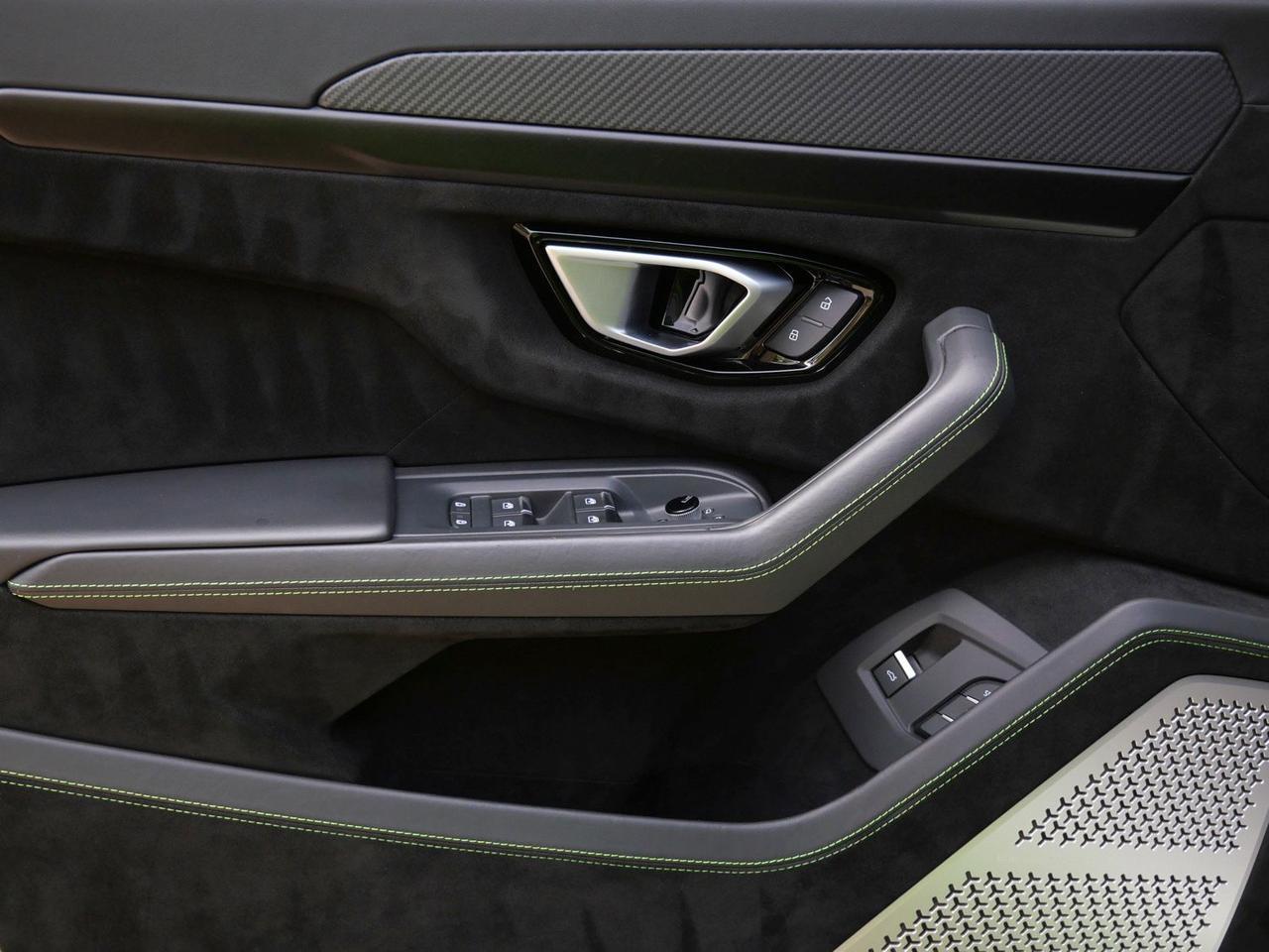 2023 Lamborghini Urus Performante Performante Lawrence KS