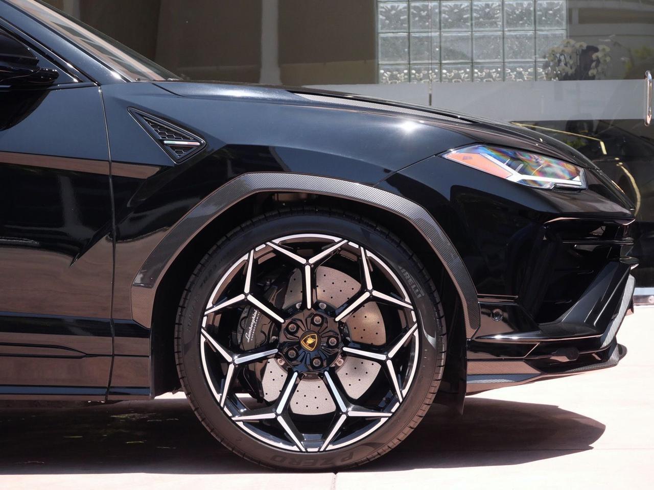 2023 Lamborghini Urus Performante Performante Lawrence KS