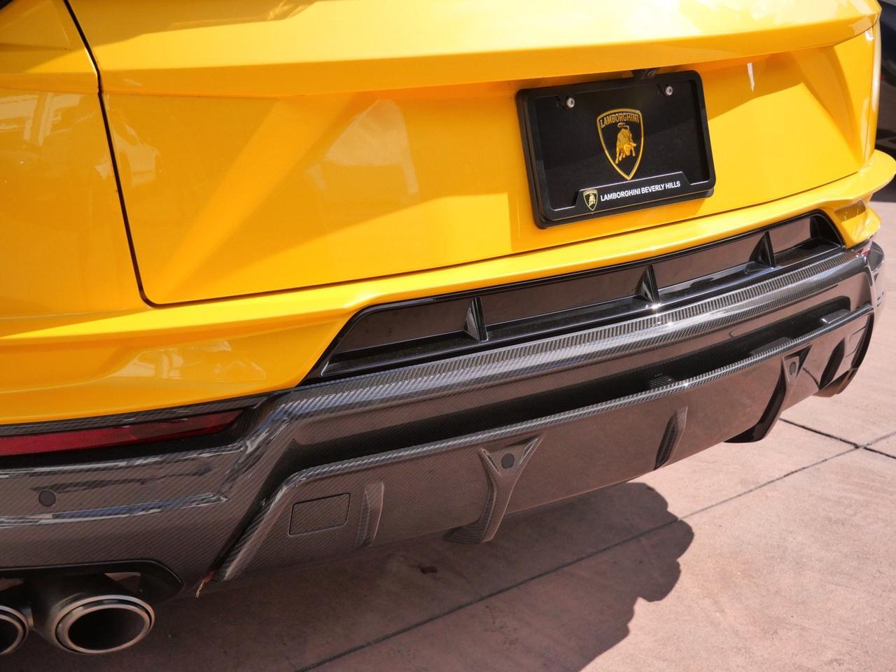 2023 Lamborghini Urus Performante Performante Lawrence KS