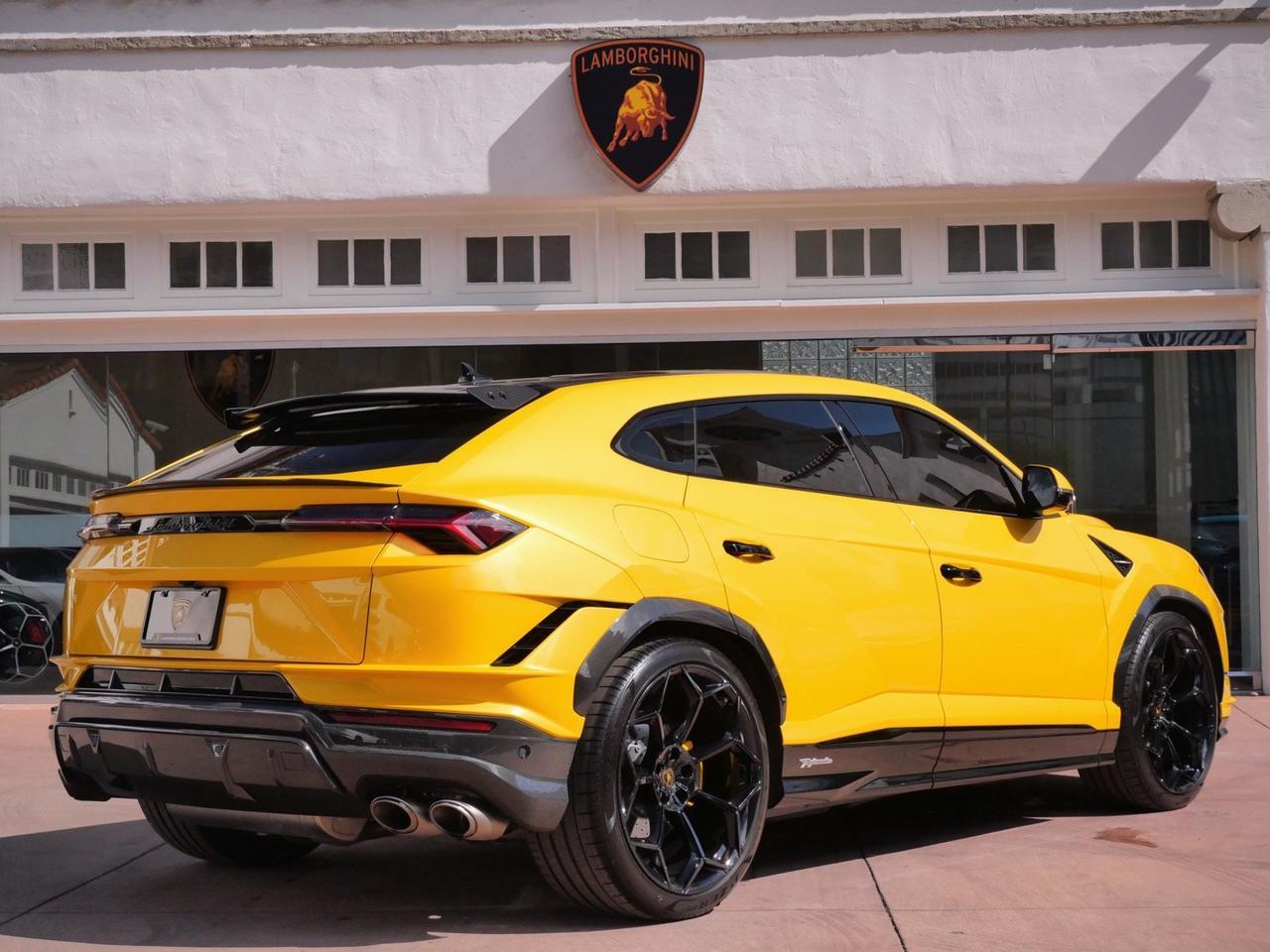 2023 Lamborghini Urus Performante Performante Lawrence KS