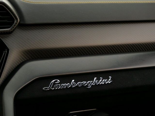 2023 Lamborghini Urus Performante Performante Lawrence KS