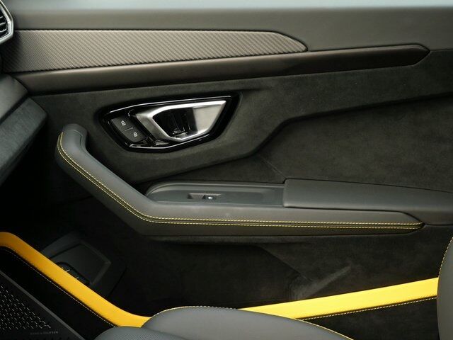 2023 Lamborghini Urus Performante Performante Lawrence KS