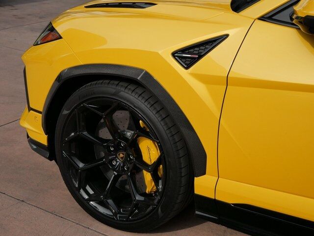 2023 Lamborghini Urus Performante Performante Lawrence KS