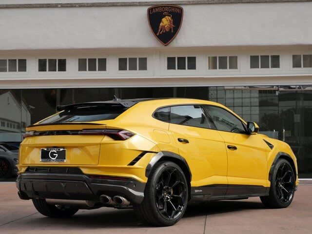 2023 Lamborghini Urus Performante Performante Lawrence KS