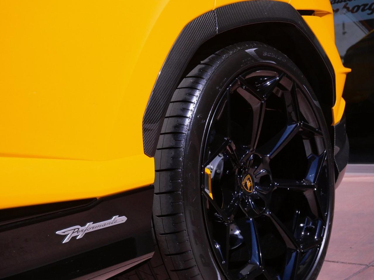 2023 Lamborghini Urus Performante Performante Lawrence KS