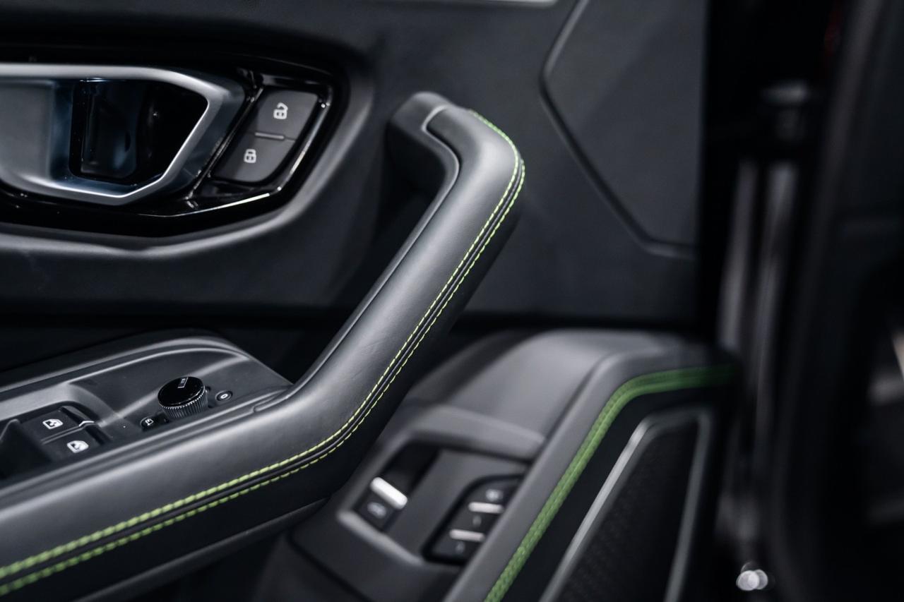 2023 Lamborghini Urus S Charlotte NC 2023 Lamborghini Urus S Charlotte NC