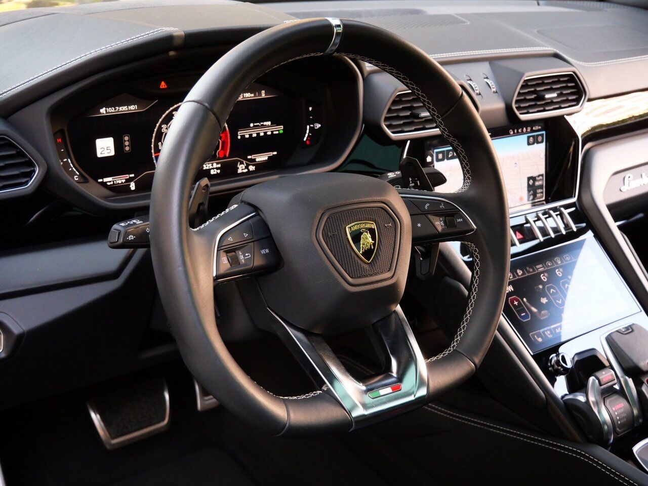 2023 Lamborghini Urus S S Lawrence KS