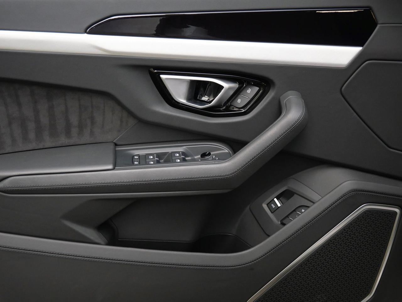 2023 Lamborghini Urus S S Lawrence KS