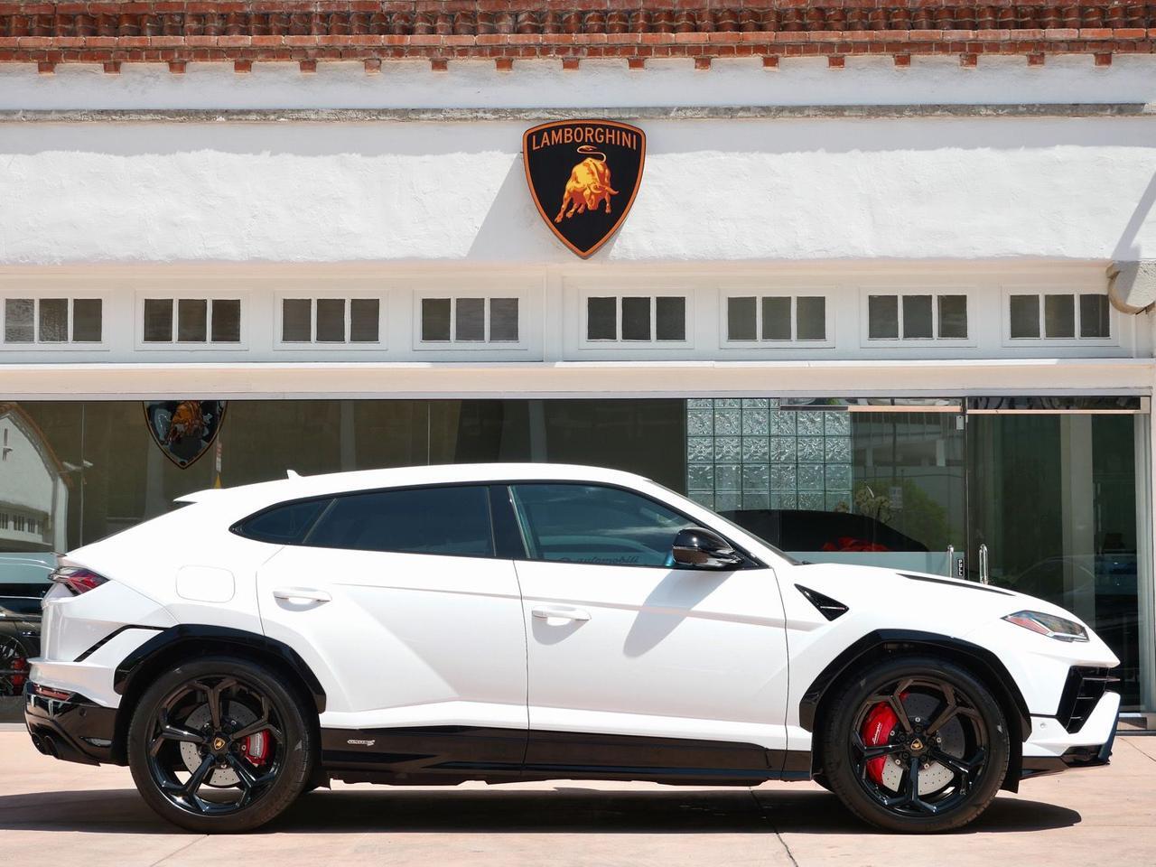 2023 Lamborghini Urus S S Lawrence KS