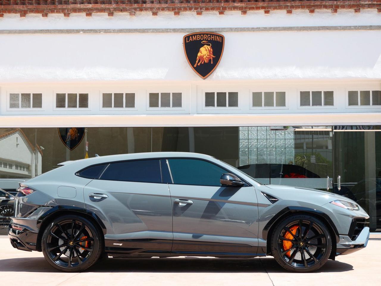 2023 Lamborghini Urus S S Lawrence KS