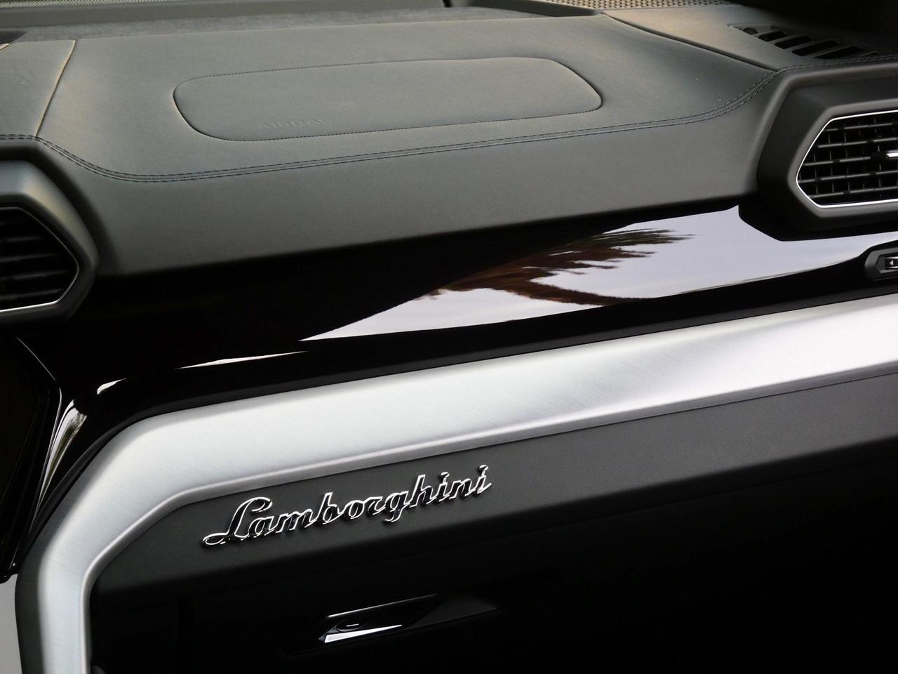 2023 Lamborghini Urus S S Lawrence KS