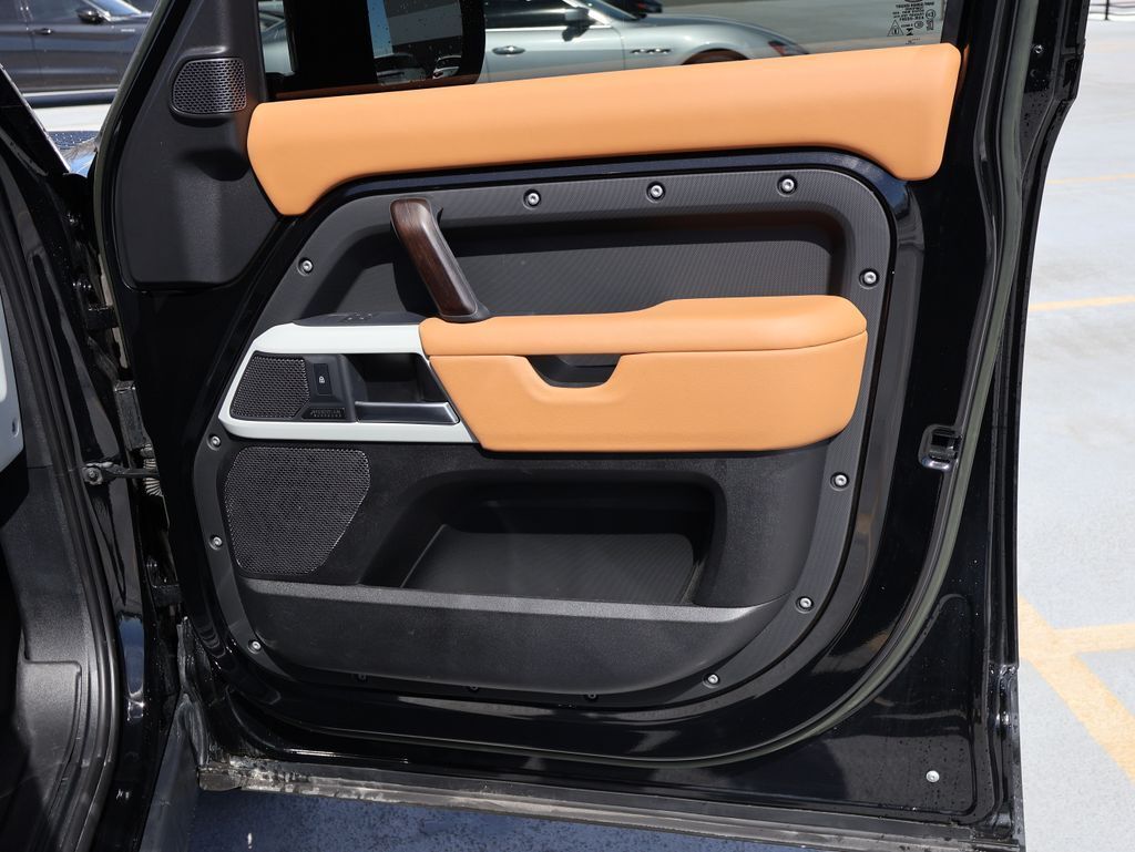 2023 Land Rover Defender 110 SE San Clemente CA