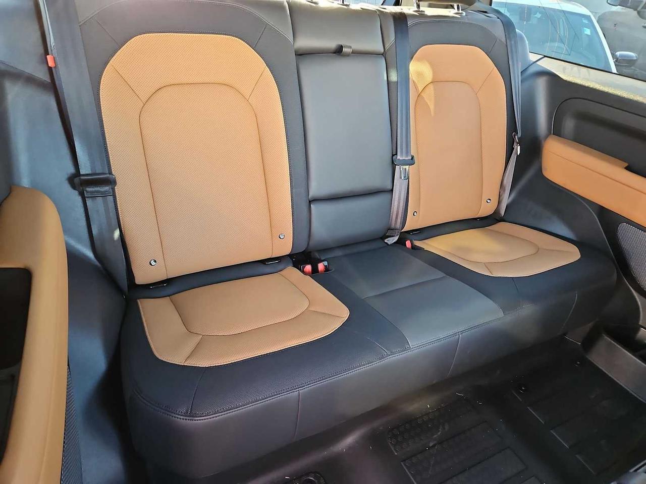 2023 Land Rover Defender X-Dynamic SE Irving TX