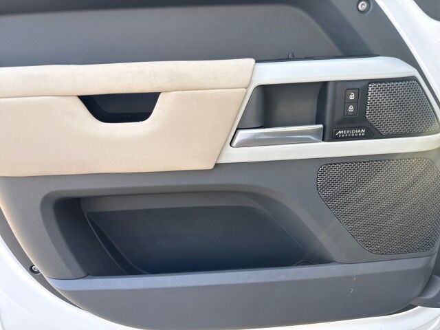 2023 Land Rover Defender X-Dynamic SE Springfield IL 2023 Land Rover Defender X-Dynamic SE Springfield IL