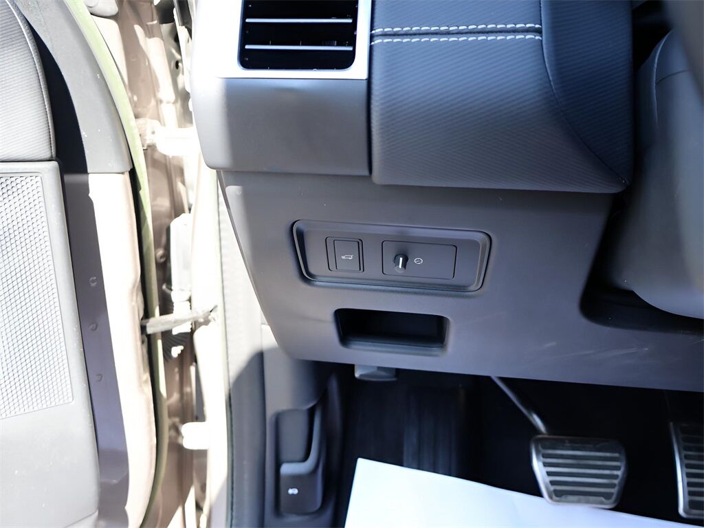 2023 Land Rover Discovery HSE R-Dynamic San Clemente CA