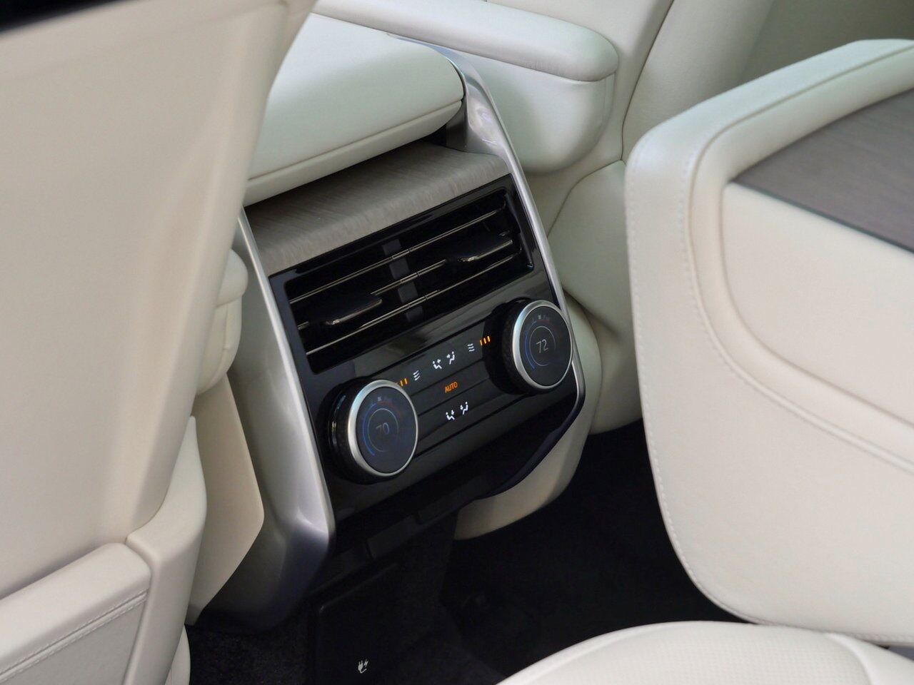 2023 Land Rover Range Rover Autobiography Autobiography Lawrence KS