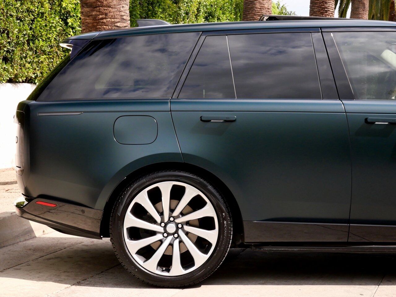 2023 Land Rover Range Rover Autobiography Autobiography Lawrence KS