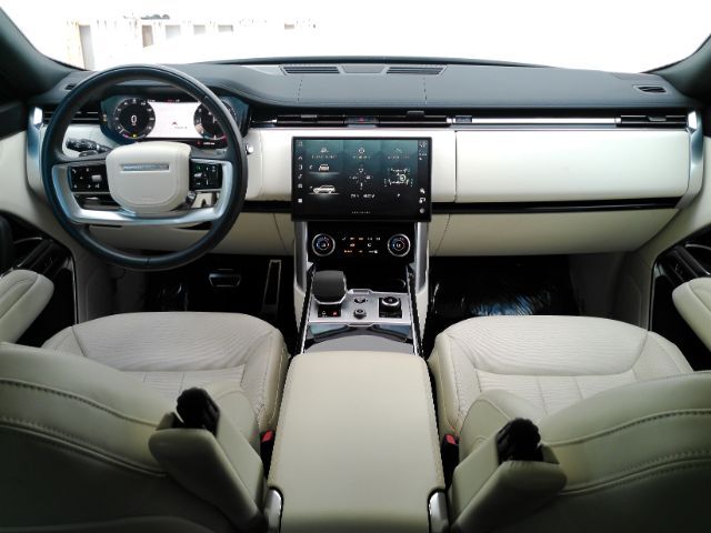 2023 Land Rover Range Rover P400 SE 2023 Land Rover Range Rover P400 SE