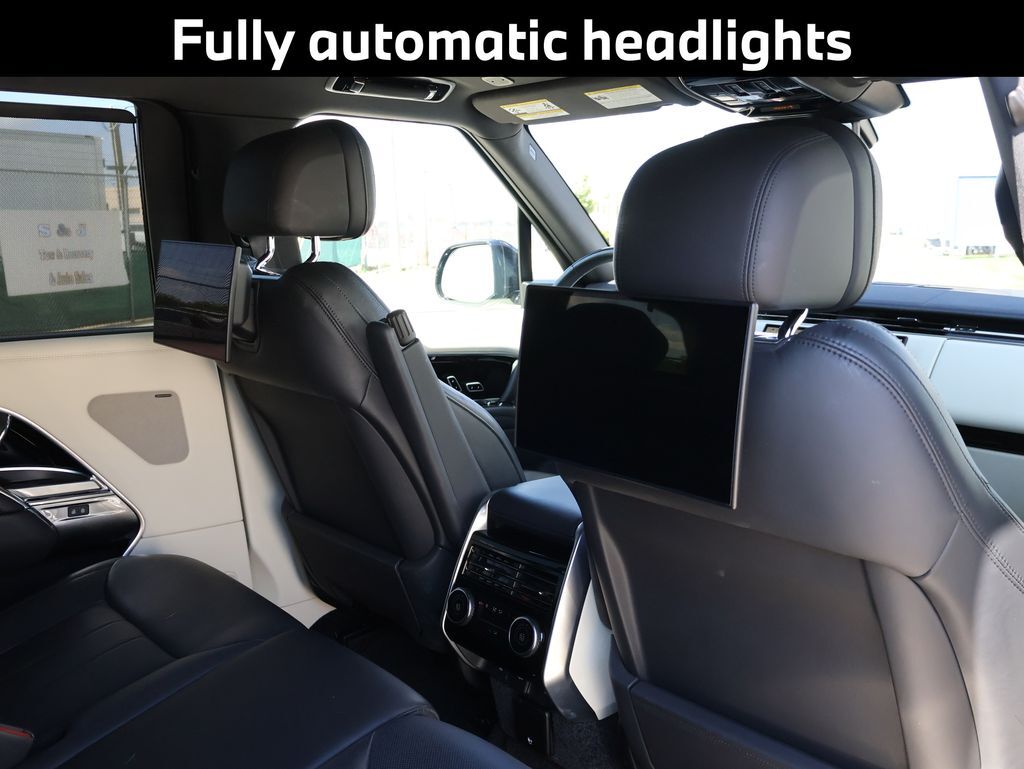 2023 Land Rover Range Rover SE