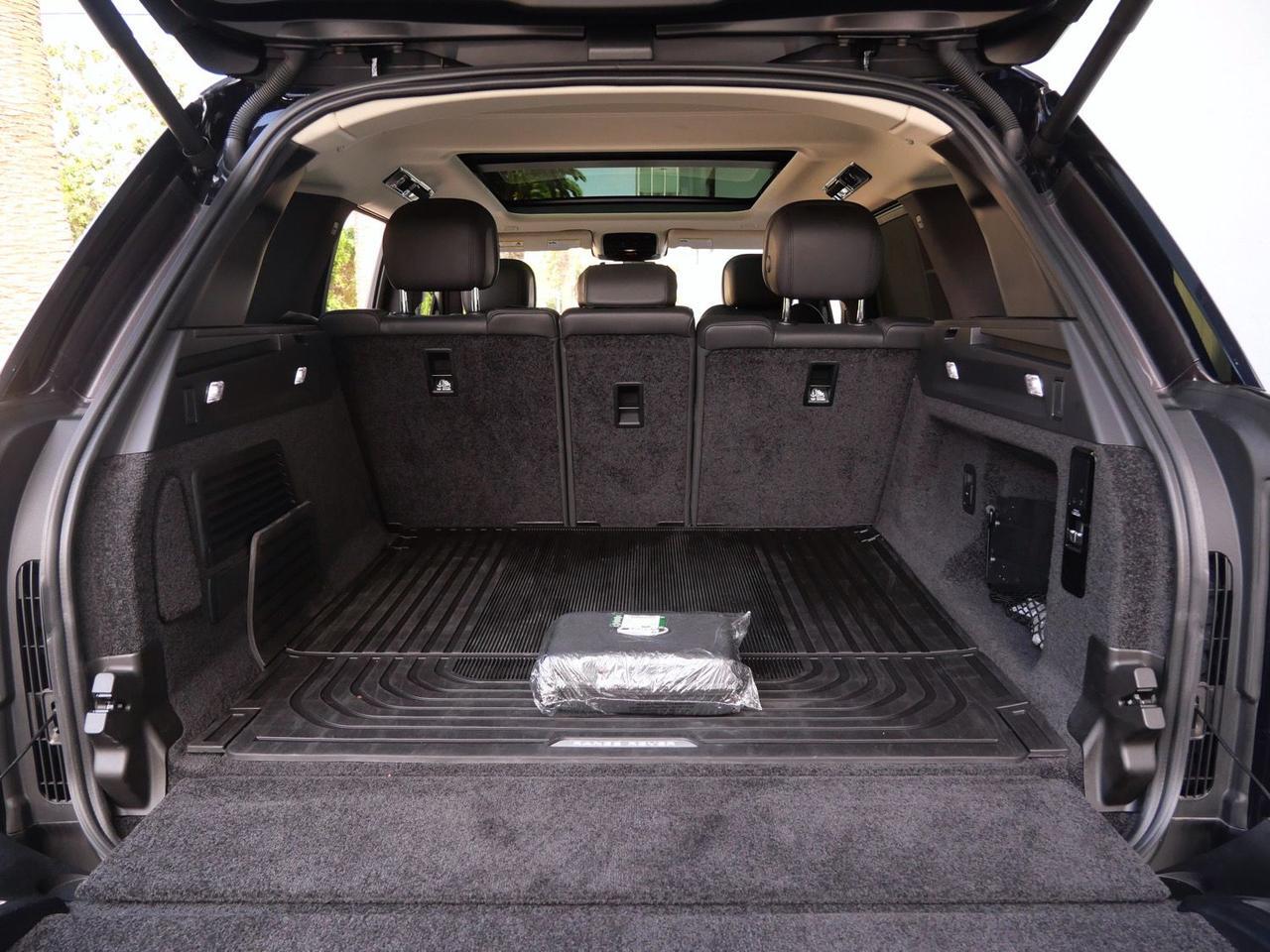 2023 Land Rover Range Rover SE SE Lawrence KS