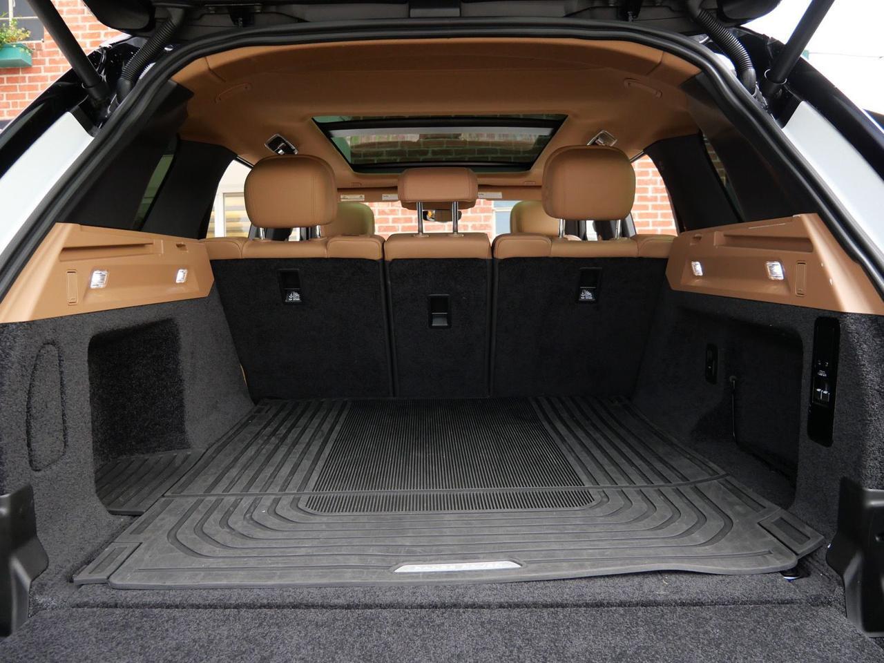 2023 Land Rover Range Rover SE SE Lawrence KS