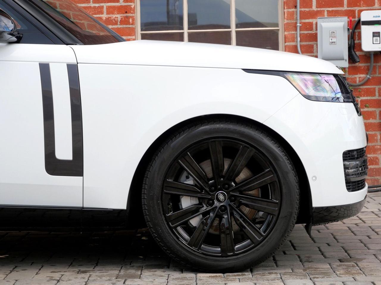 2023 Land Rover Range Rover SE SE Lawrence KS