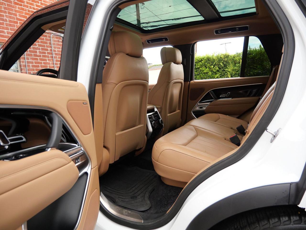 2023 Land Rover Range Rover SE SE Lawrence KS