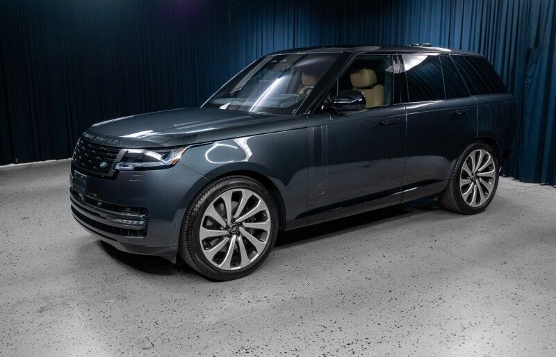 2023 Land Rover Range Rover SE SUV