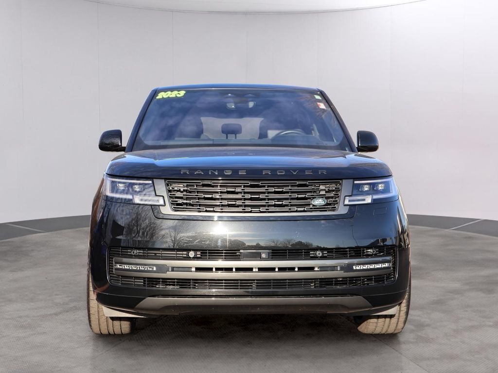 2023 Land Rover Range Rover SE