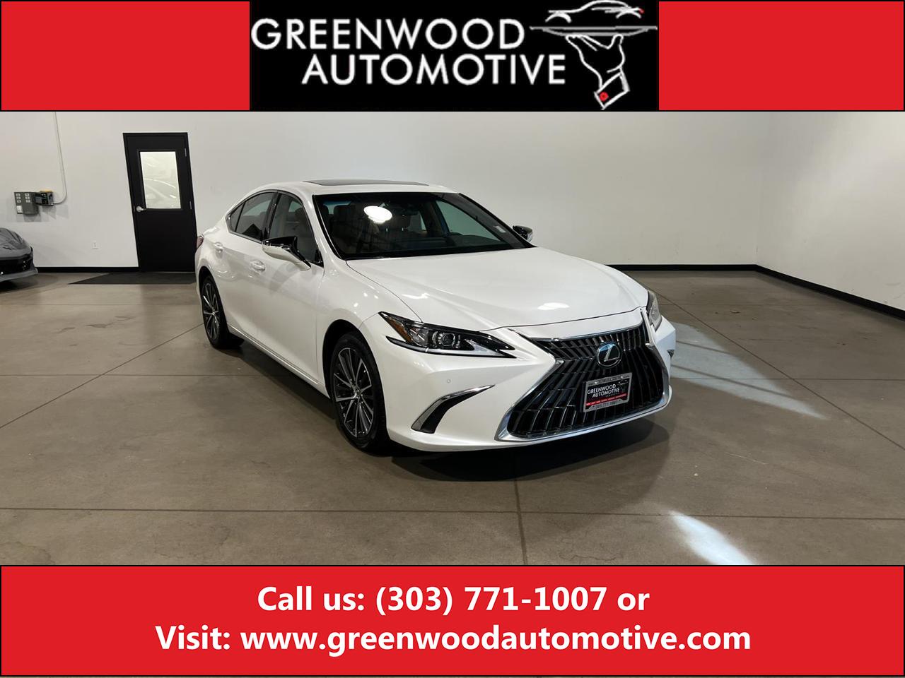 2023 Lexus ES 250's photo