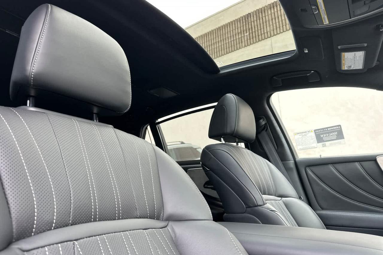 2023 Lexus LS 500h Roseville CA