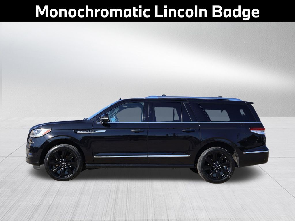 2023 Lincoln Navigator L Reserve