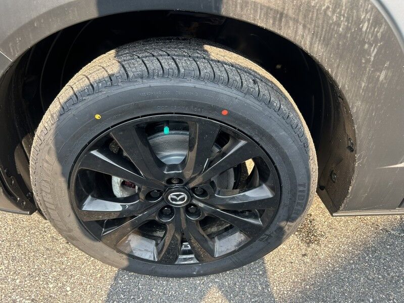2023 Mazda CX-30 2.5 S Carbon Edition - 1 OWNER Webster MA 2023 Mazda CX-30 2.5 S Carbon Edition - 1 OWNER Webster MA