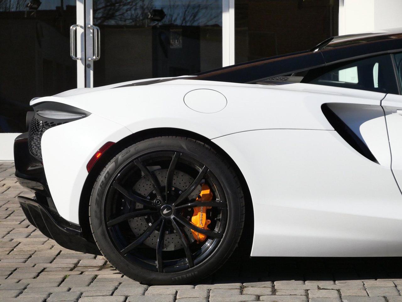 2023 McLaren Artura Performance Performance Lawrence KS