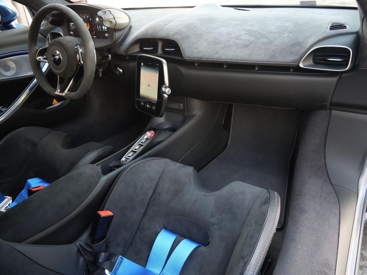 2023 McLaren Artura Performance Performance Lawrence KS