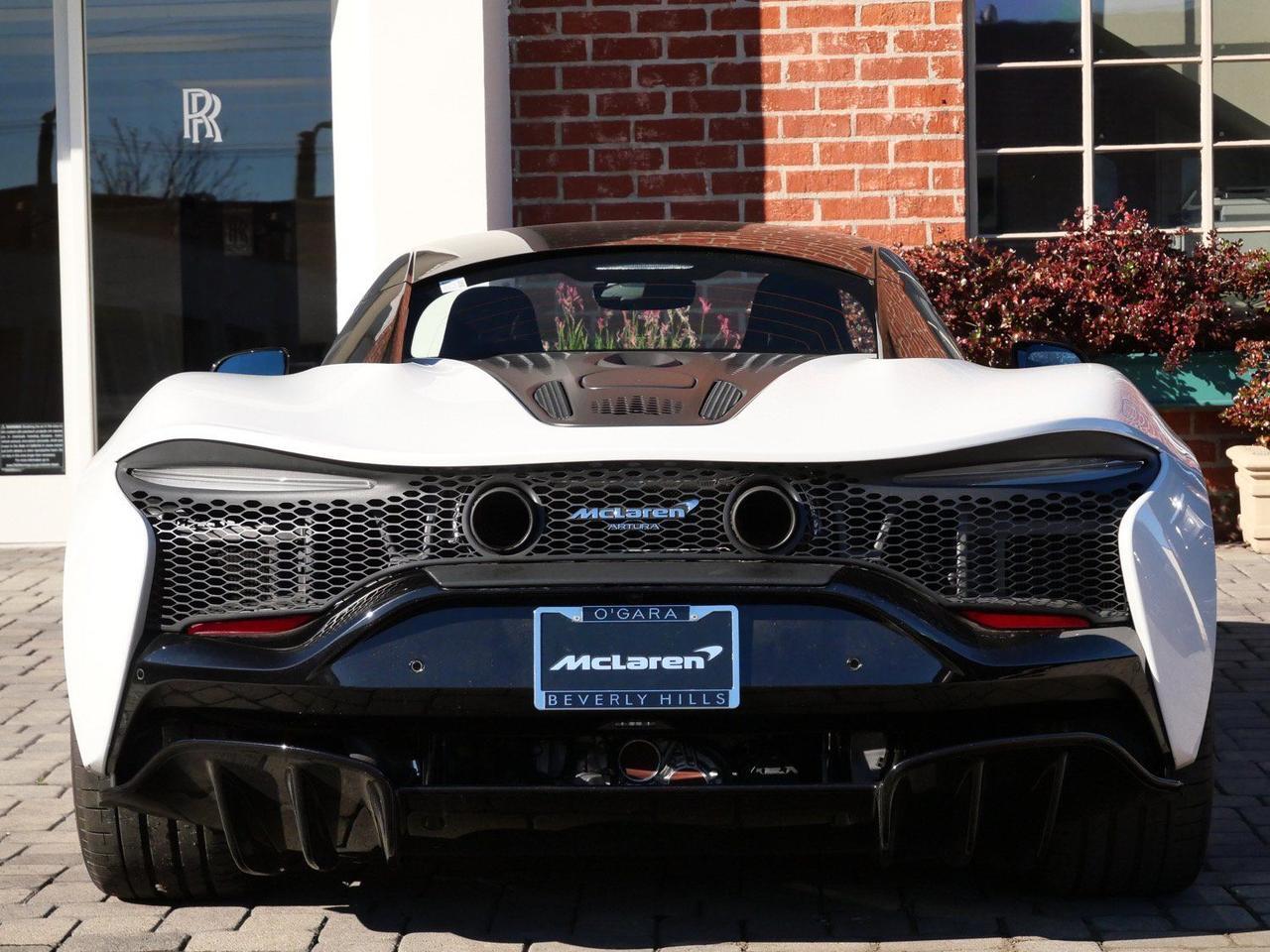 2023 McLaren Artura Performance Performance Lawrence KS