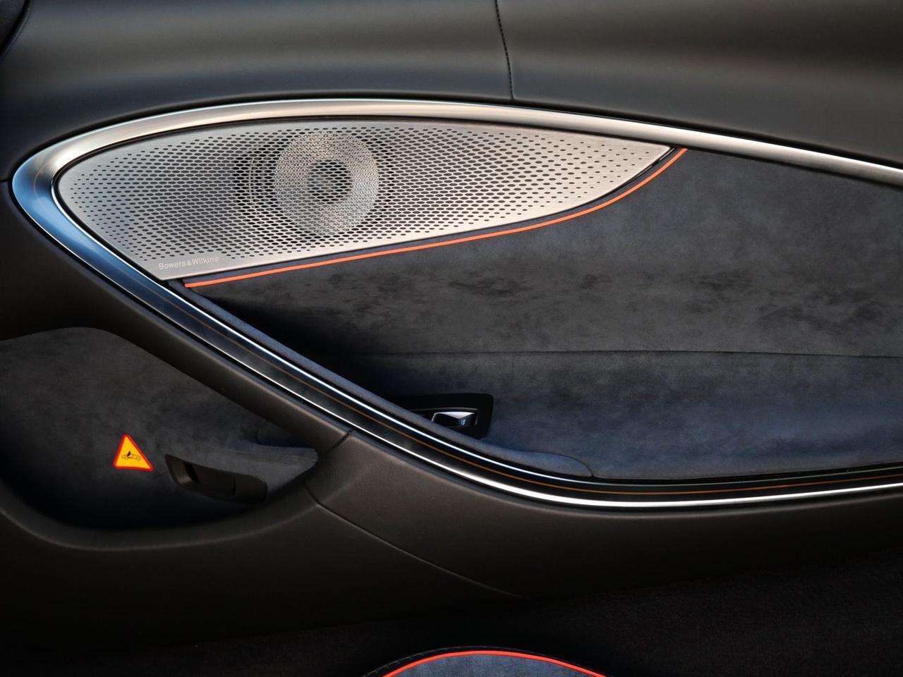 2023 McLaren Artura Performance Performance Lawrence KS
