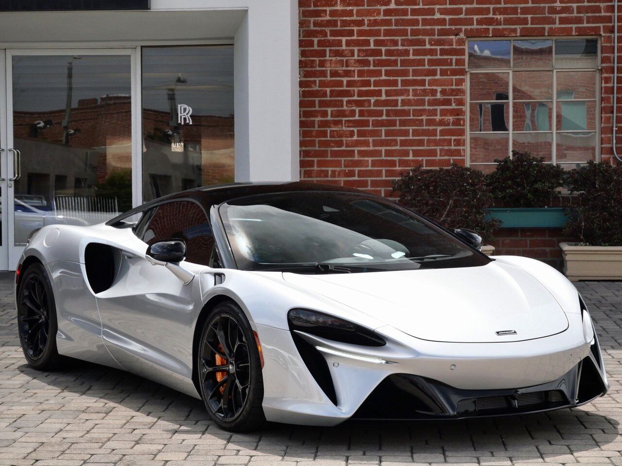 2023 McLaren Artura Performance Performance Lawrence KS