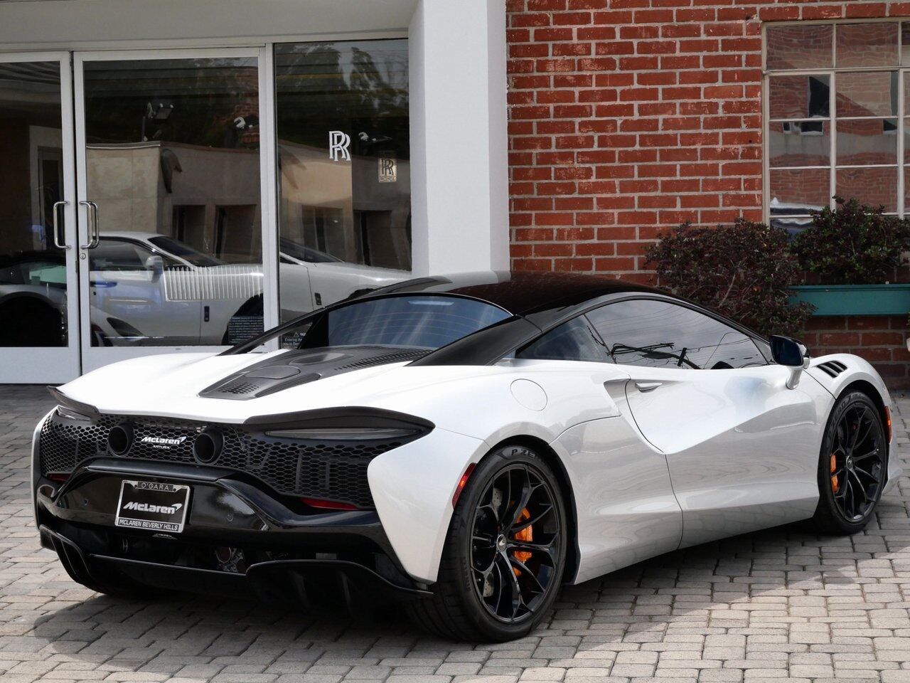 2023 McLaren Artura Performance Performance Lawrence KS