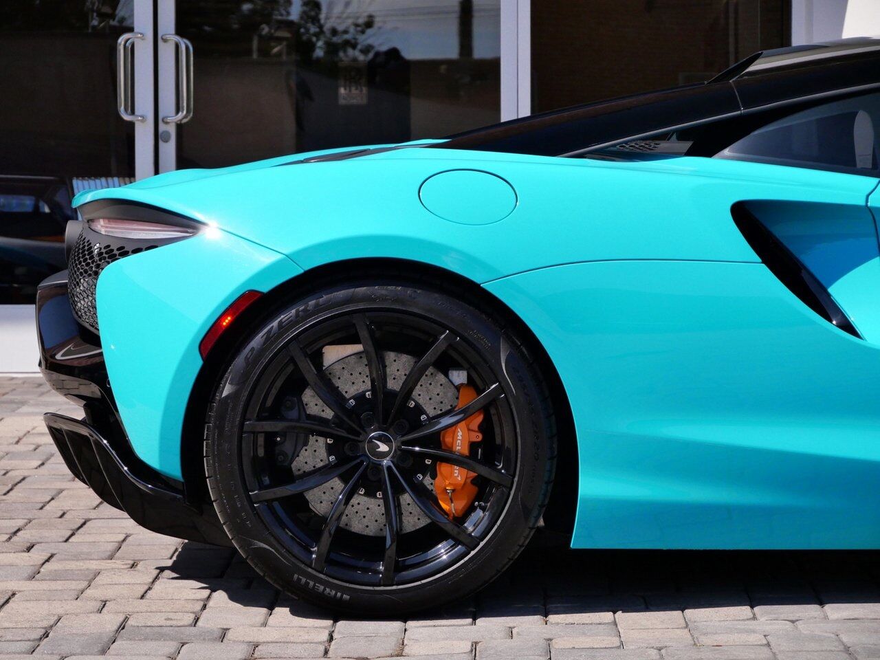 2023 McLaren Artura TechLux TechLux Lawrence KS