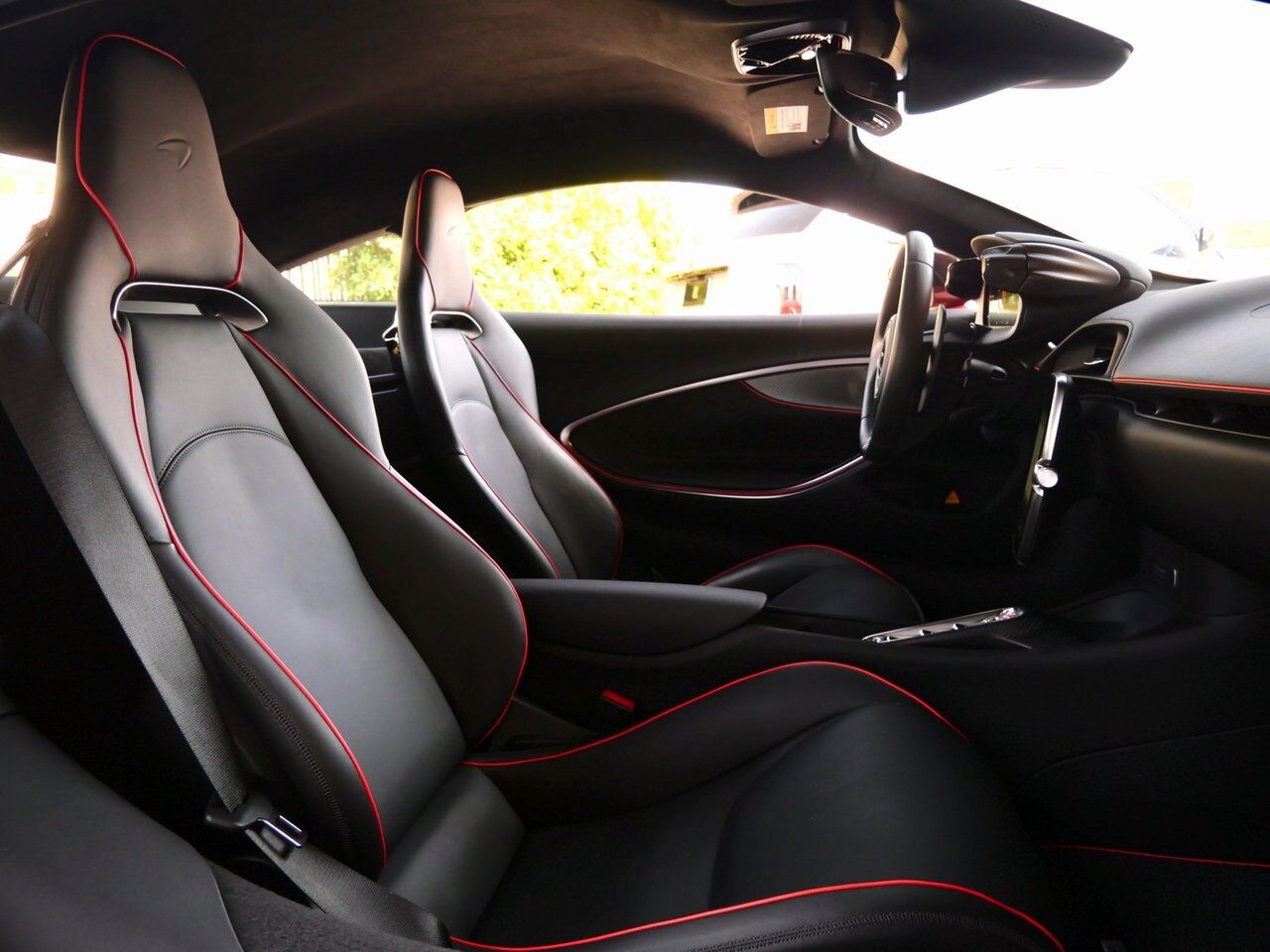 2023 McLaren Artura TechLux TechLux Lawrence KS
