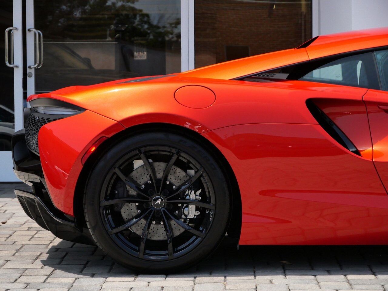 2023 McLaren Artura TechLux TechLux Lawrence KS