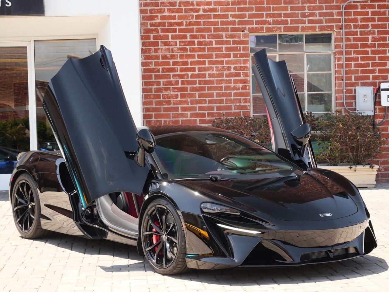 2023 McLaren Artura TechLux TechLux Lawrence KS