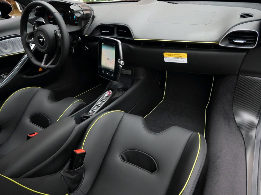 2023 McLaren Artura TechLux TechLux Lawrence KS