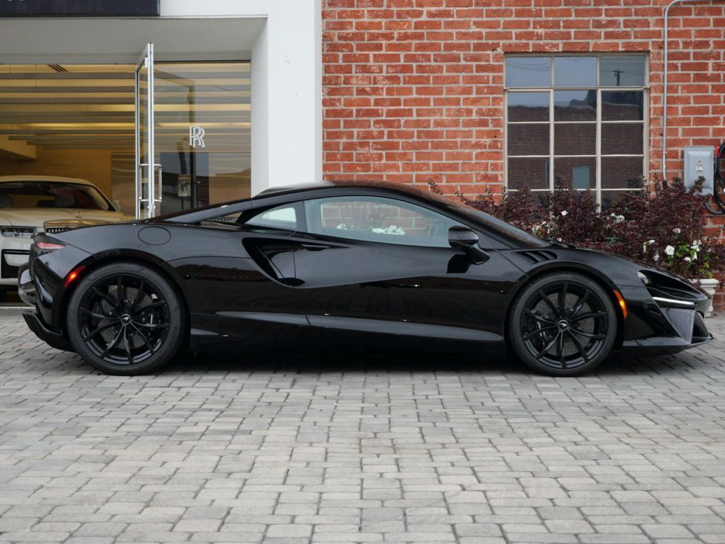 2023 McLaren Artura TechLux TechLux