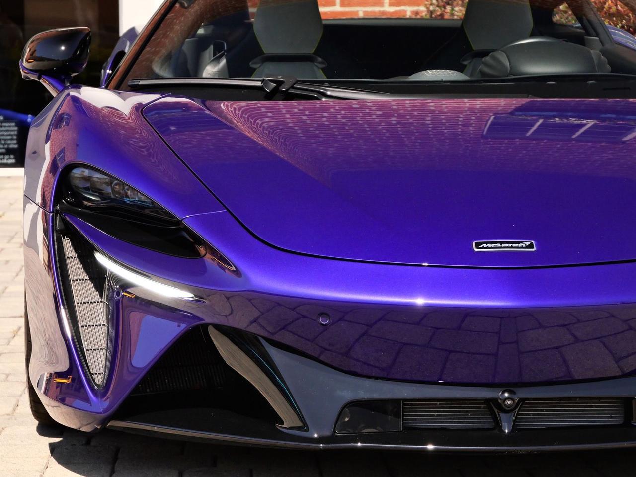 2023 McLaren Artura TechLux TechLux Lawrence KS