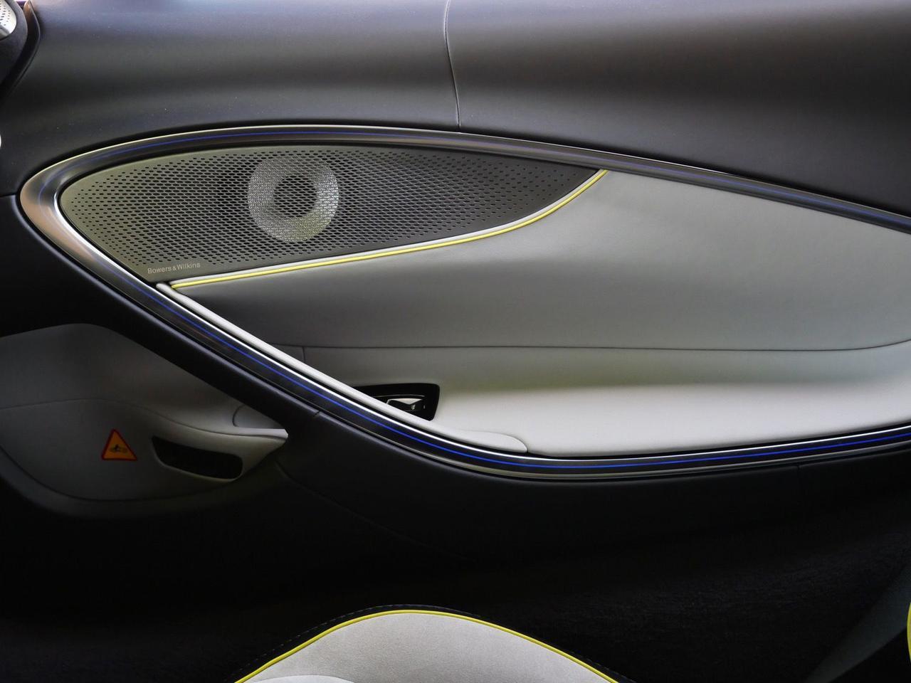 2023 McLaren Artura TechLux TechLux Lawrence KS