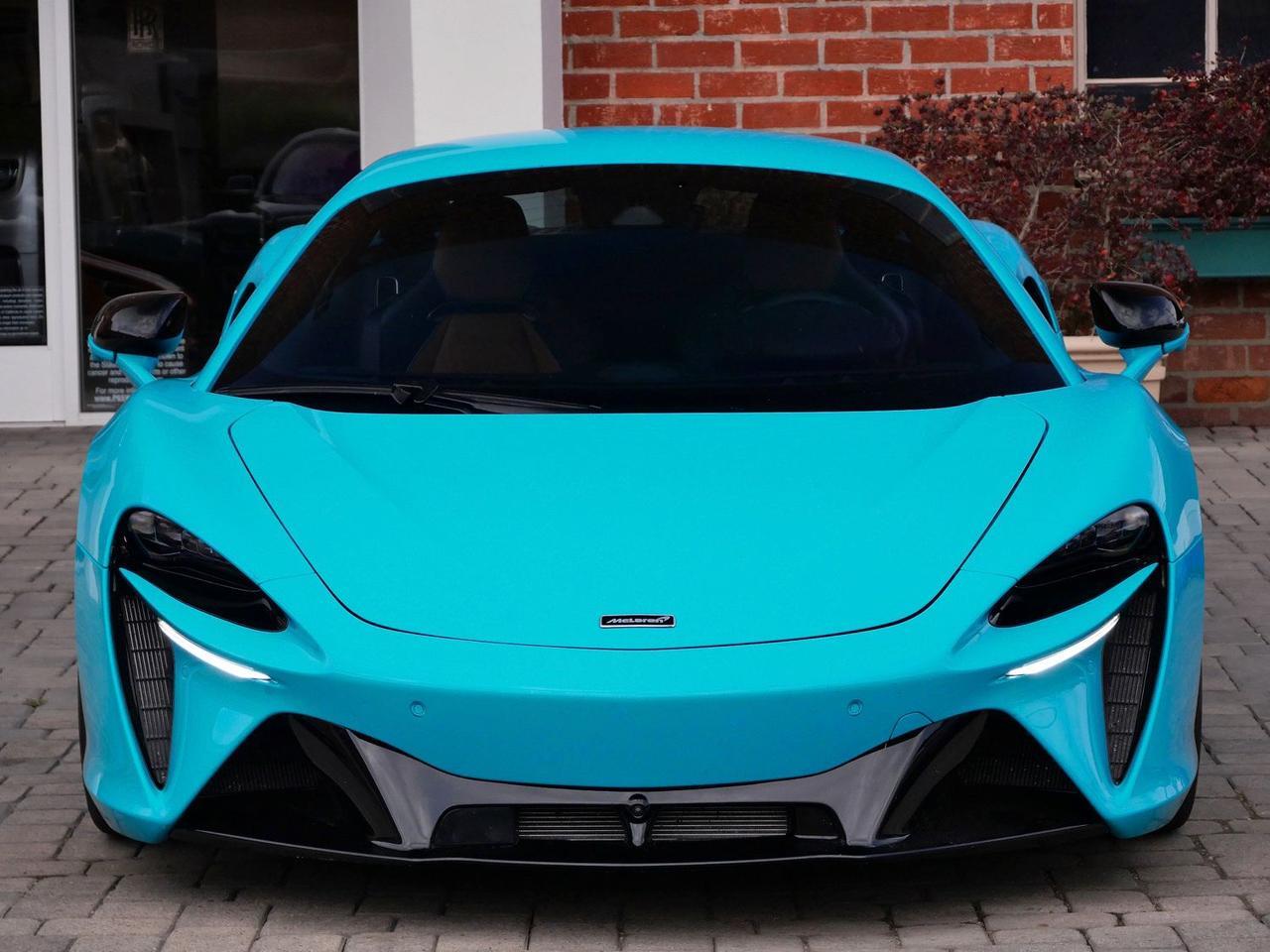 2023 McLaren Artura TechLux TechLux