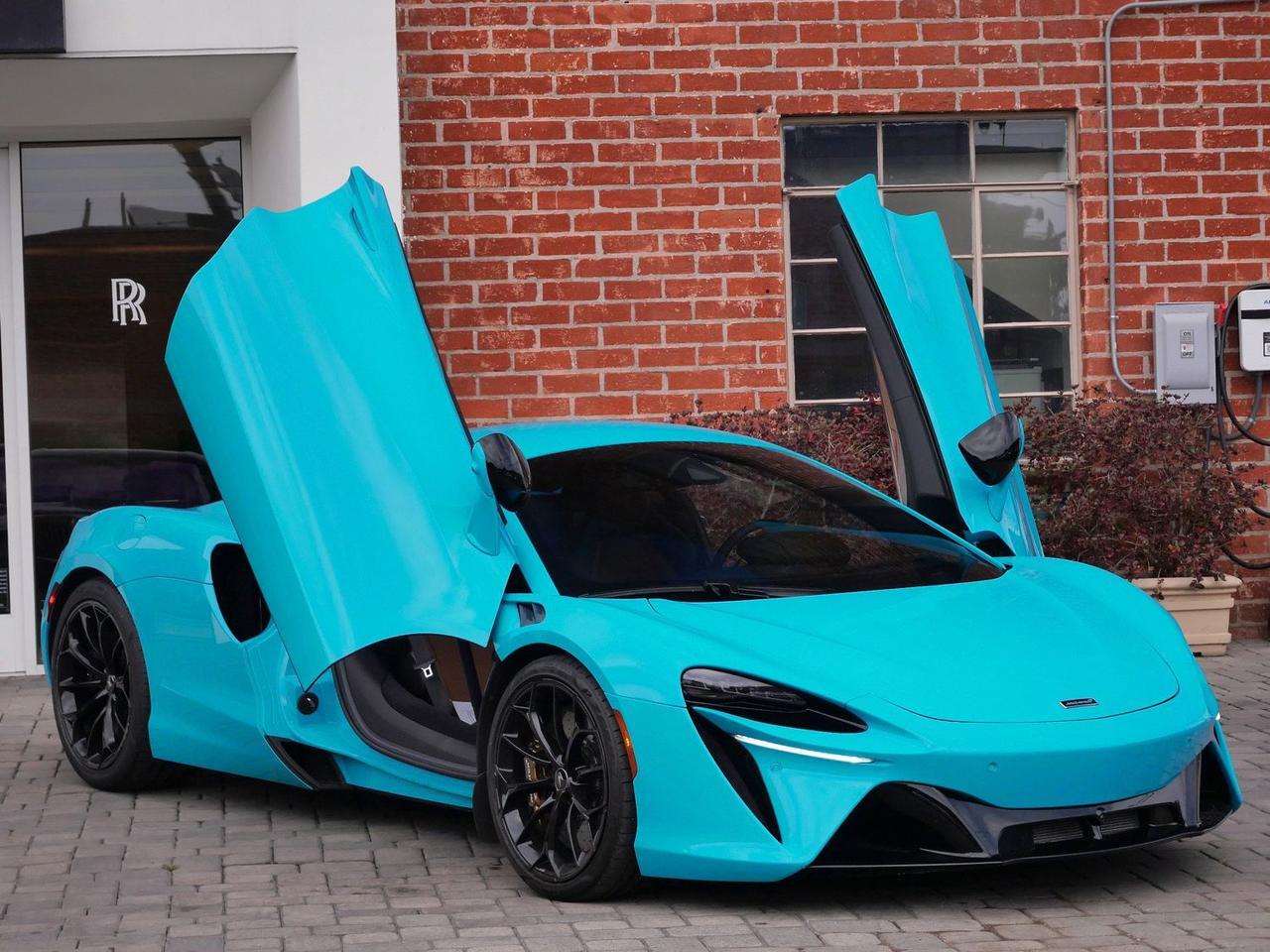 2023 McLaren Artura TechLux TechLux Lawrence KS